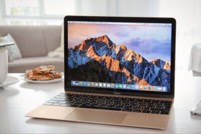 MacBook vs. PC: ¿Cuál es la Mejor Elección?
