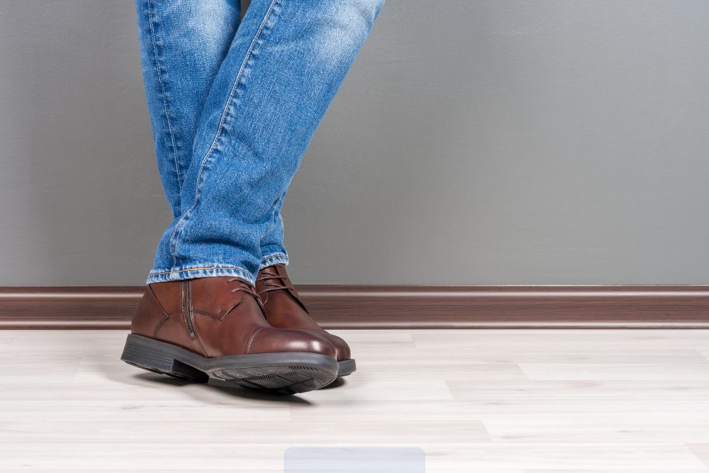 Cómo combinar botas chelsea para hombre en cualquier outfit 4 cuidar tus botas chelsea